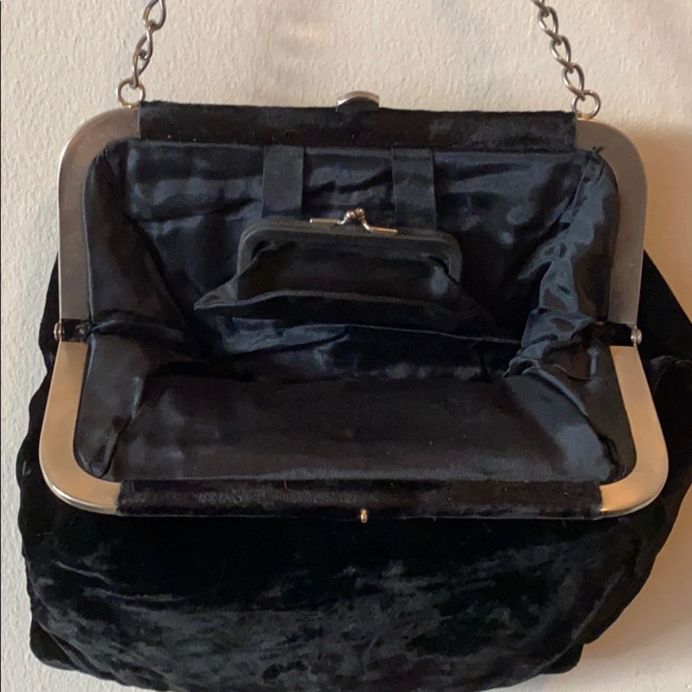 Vintage 1950s Black Velvet Hobo with Coin Purse - Picture 3 of 7